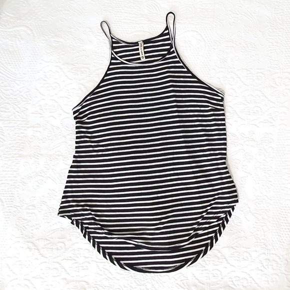 Emma & Sam Striped Tank Top 100% Rayon - Picture 2 of 6
